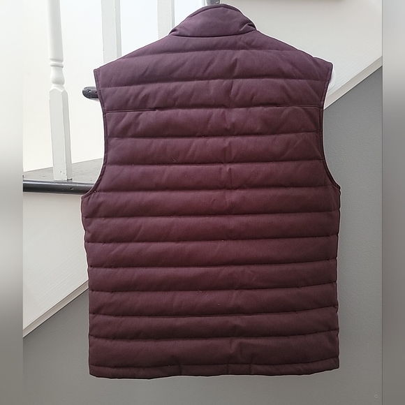 TED BAKER London Burgundy Dylan Trim Fit Quilted Down Sleeveless Vest 3 = M - Picture 3 of 6